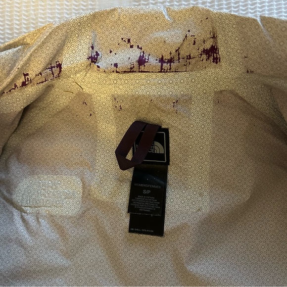 North Face rain coat - Picture 3 of 4